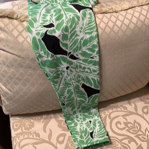 Alo Capri leggings (for gym or yoga) Small